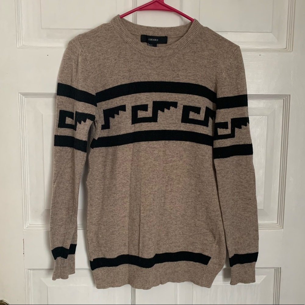 Forever 21 S Long Sleeve Cream Geometric Sweater